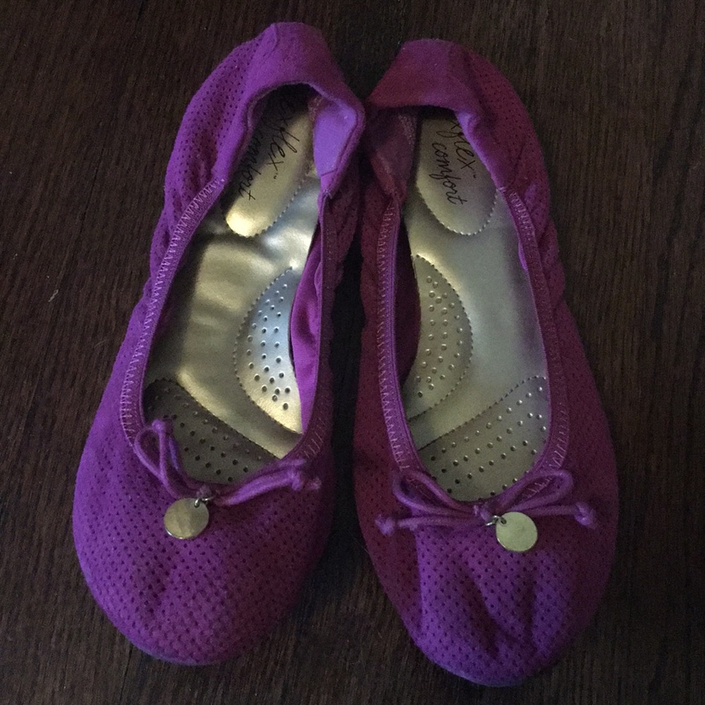 Dexflex comfort perforated flats